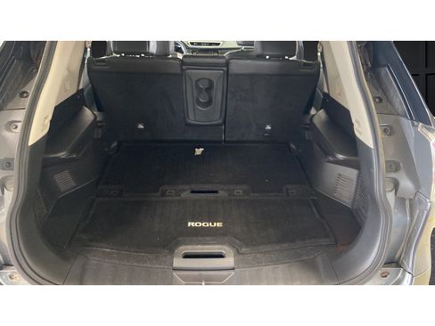 Used 2015 Nissan Rogue SL w/ SL Premium Package FWD image 26