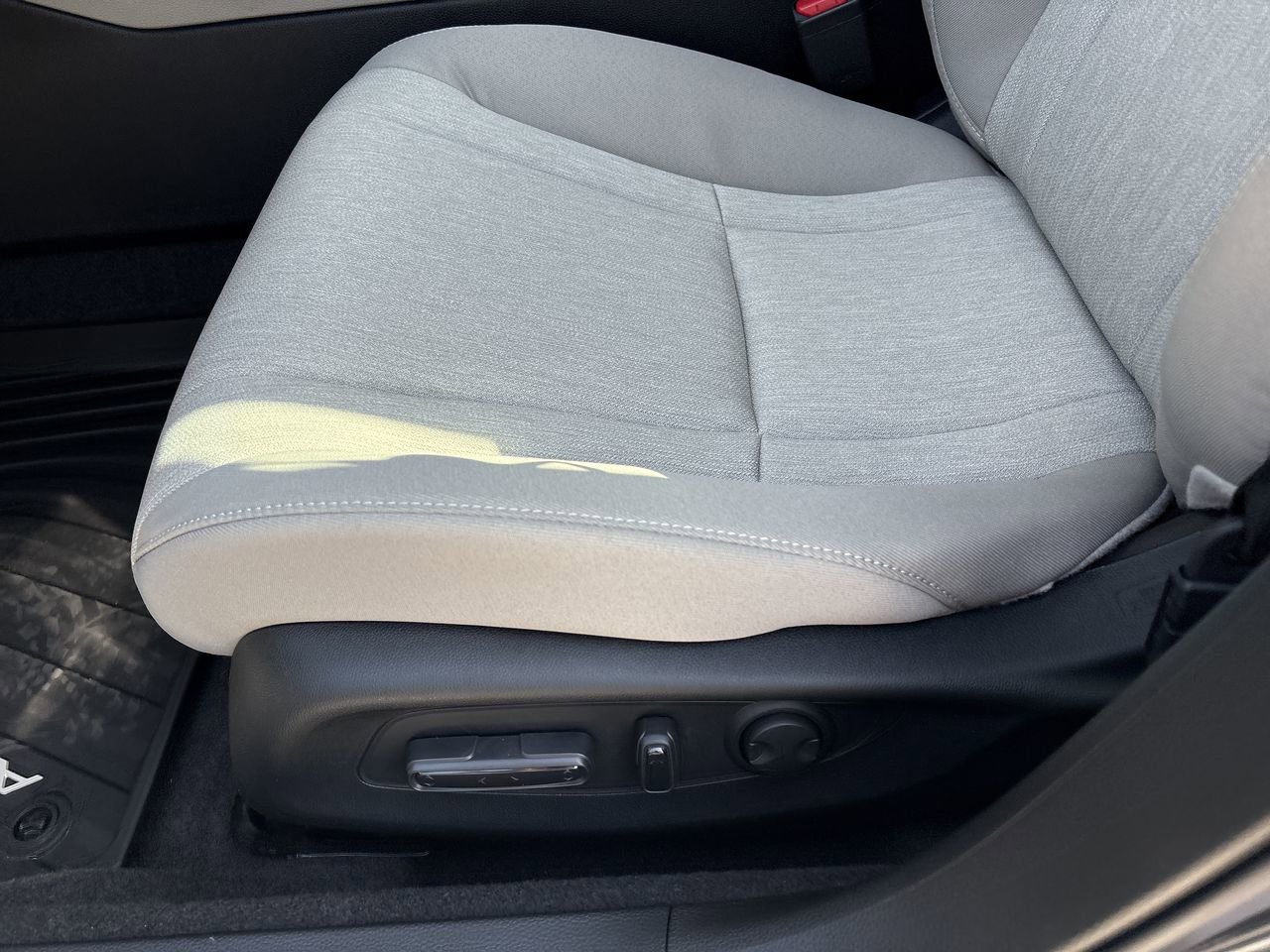 Used 2026 Honda Accord SE image 15