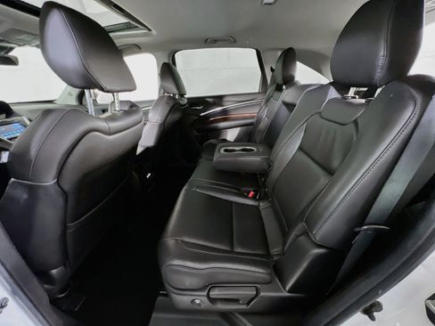 Used 2019 Acura MDX SH-AWD image 23
