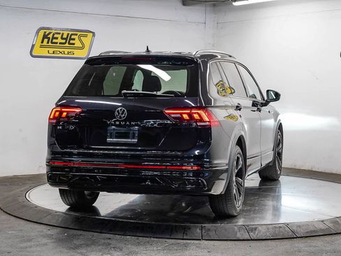 Used 2023 Volkswagen Tiguan SE R-Line FWD image 4
