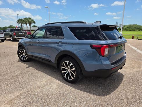 Used 2025 Ford Explorer ST-Line RWD image 5