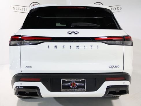 Used 2023 INFINITI QX60 Pure image 24