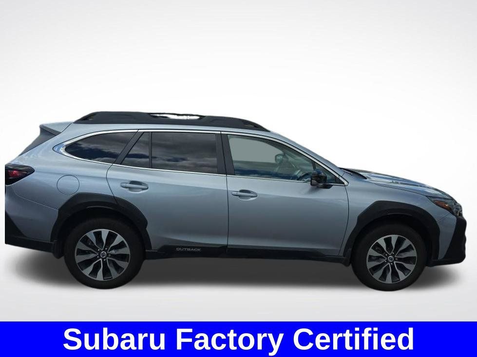 Used 2025 Subaru Outback Limited AWD/4WD image 4