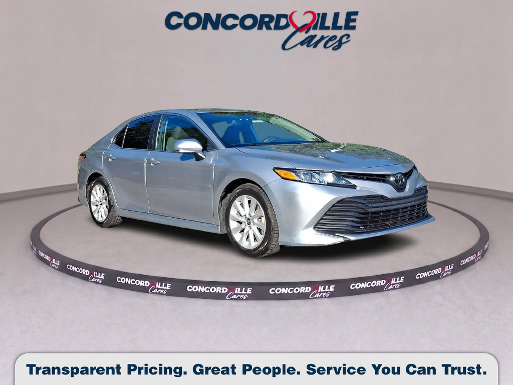 Used 2019 Toyota Camry LE w/ Convenience Package FWD image 1