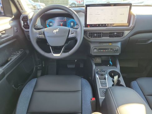 New 2025 Ford Bronco Sport Outer Banks w/ Outer Banks Tech Package+ image 12