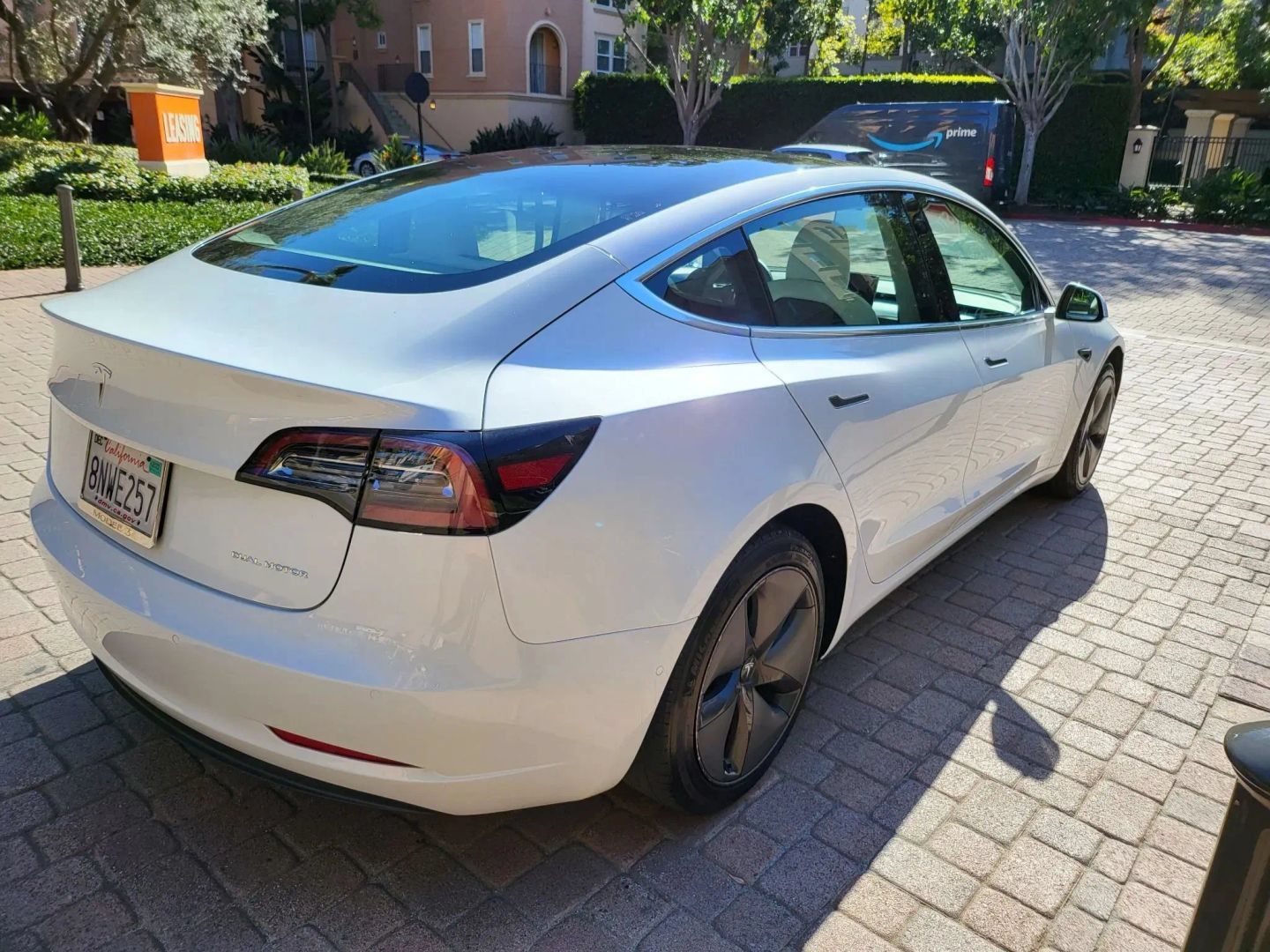 Used 2020 Tesla Model 3 Long Range AWD/4WD image 9