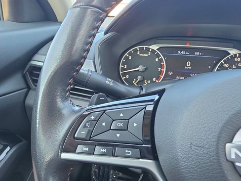 Used 2024 Nissan Altima 2.5 SR FWD image 30