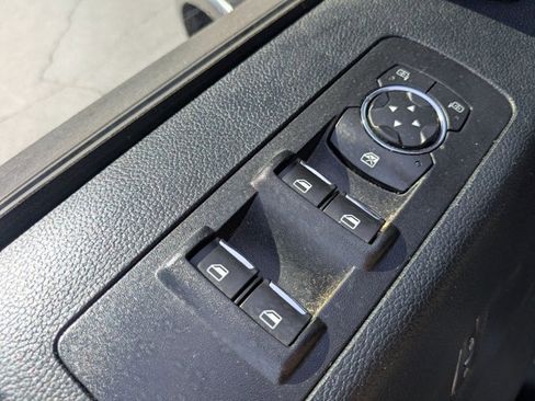 Used 2017 Ford F150 XLT w/ Equipment Group 302A Luxury image 11