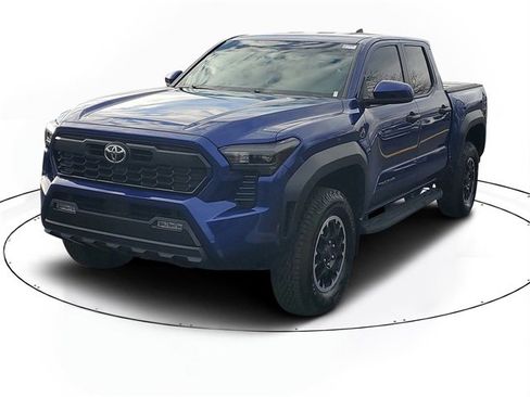 Used 2024 Toyota Tacoma TRD Off-Road image 2