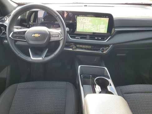 Used 2025 Chevrolet Equinox LT image 23