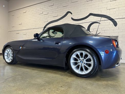 Used 2003 BMW Z4 2.5i image 4
