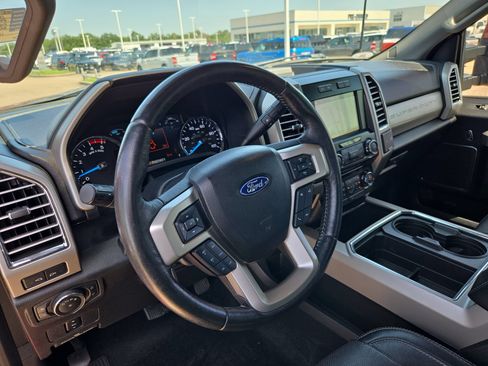 Used 2017 Ford F350 Lariat w/ FX4 Off-Road Package AWD/4WD image 14