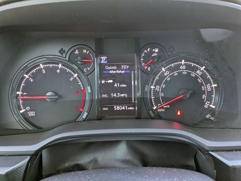 Used 2022 Toyota 4Runner SR5 Premium w/ Moonroof Package RWD image 14