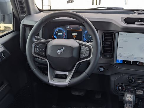 New 2026 Ford Bronco Badlands image 17