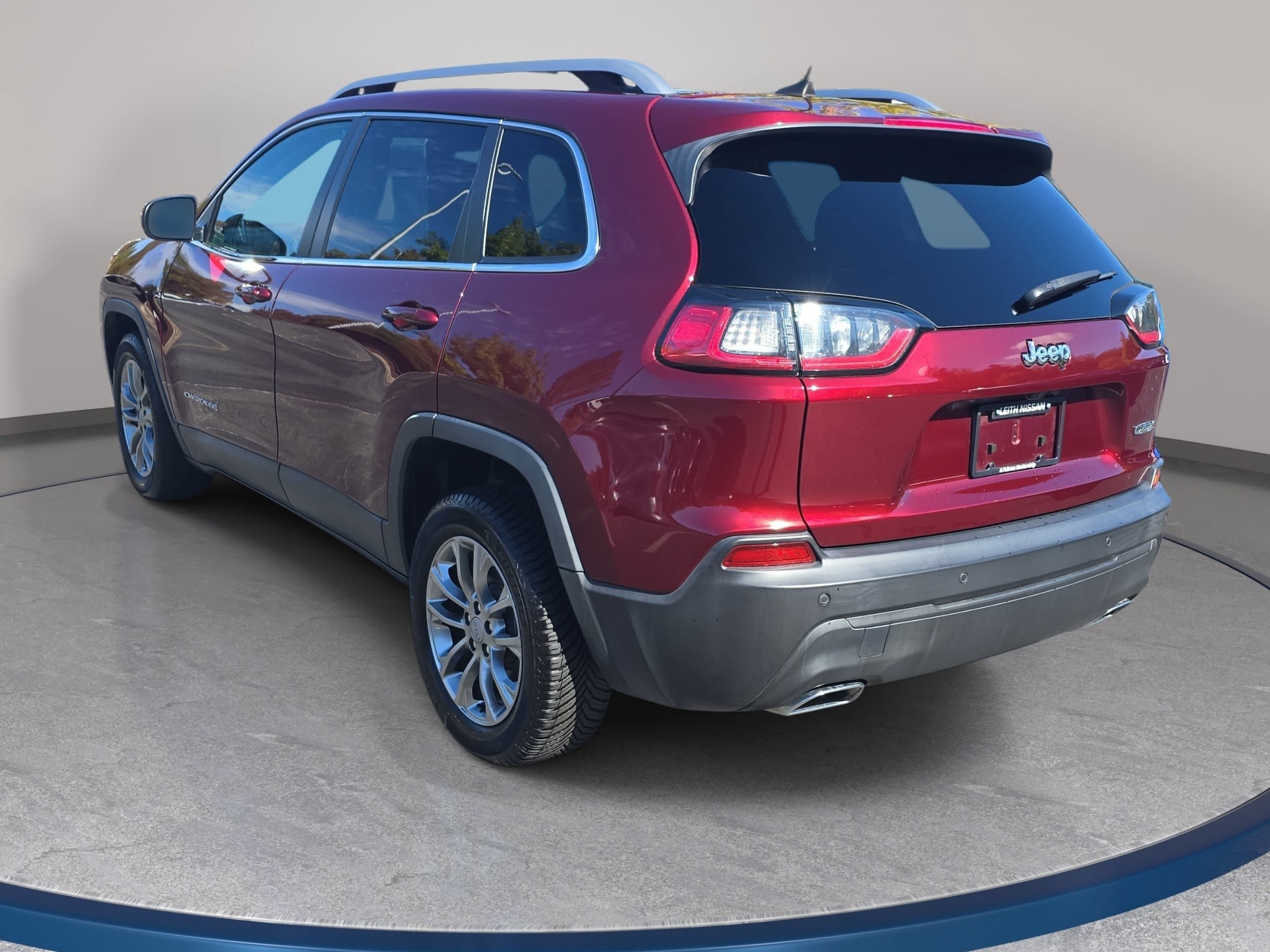 Used 2021 Jeep Cherokee Latitude Lux w/ Comfort/Convenience Group FWD image 7