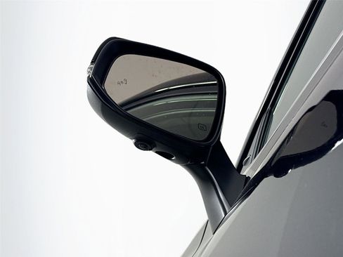 New 2026 Toyota Highlander Limited image 5