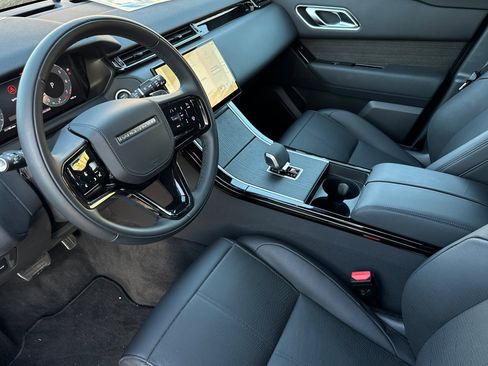 New 2024 Land Rover Range Rover Velar Dynamic HSE image 9