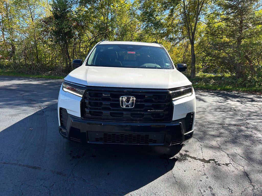 New 2026 Honda Pilot Black Edition image 8