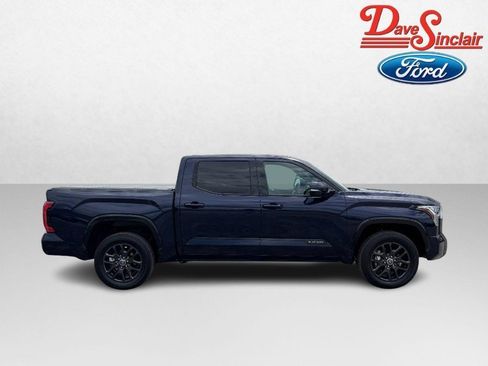 Used 2023 Toyota Tundra Platinum AWD/4WD image 5