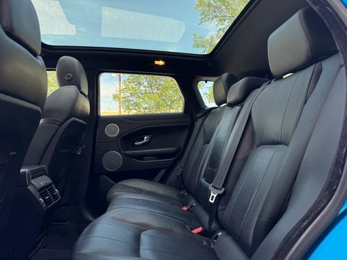 Used 2018 Land Rover Range Rover Evoque SE Premium AWD/4WD image 19