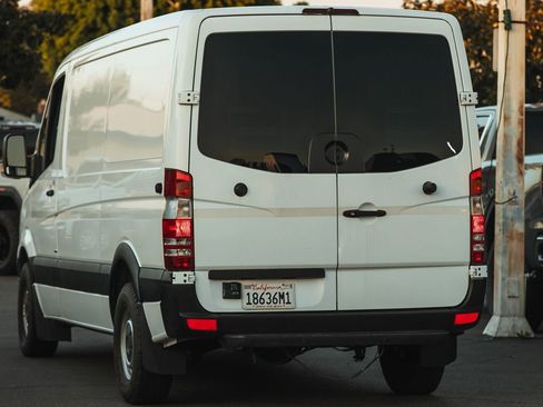 Used 2012 Mercedes-Benz Sprinter 2500 w/ Additional Battery Pkg image 6