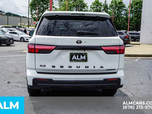 Used 2025 Toyota Sequoia SR5 AWD/4WD image 11