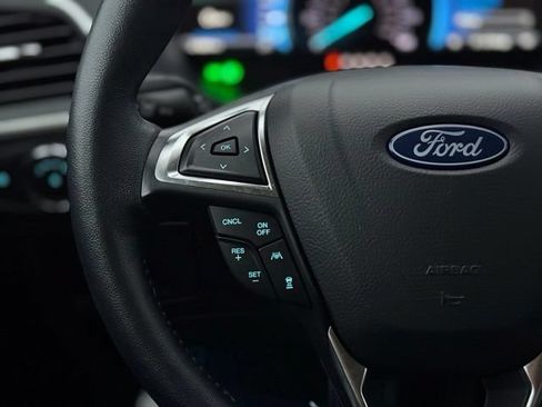 Used 2024 Ford Edge Titanium w/ Equipment Group 301A AWD/4WD image 26