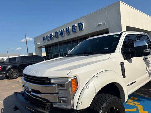 Used 2019 Ford F250 King Ranch w/ King Ranch Ultimate Package AWD/4WD image 5