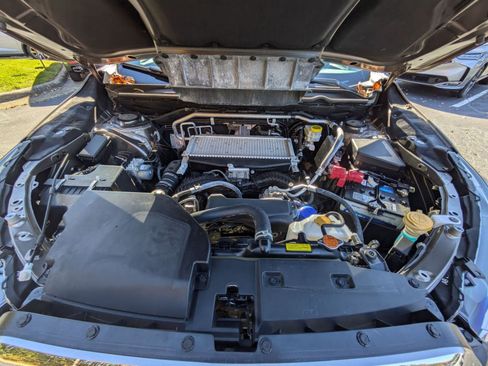 Used 2022 Subaru Ascent Limited w/ Technology Package image 32