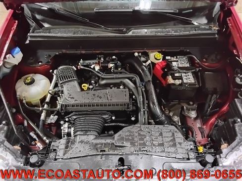 Used 2025 Ford Maverick XLT w/ Equipment Group 302A AWD/4WD image 9