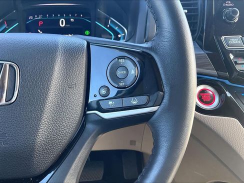 Used 2022 Honda Odyssey Elite image 24