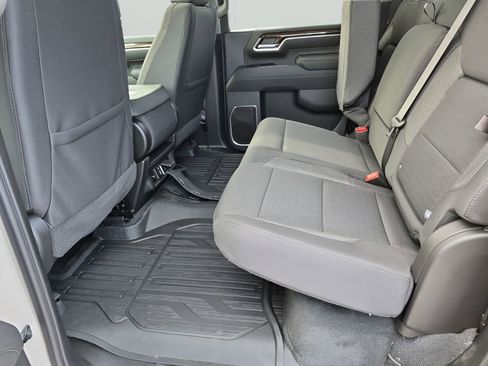 New 2026 GMC Sierra 2500 SLE w/ SLE Value Package; image 20