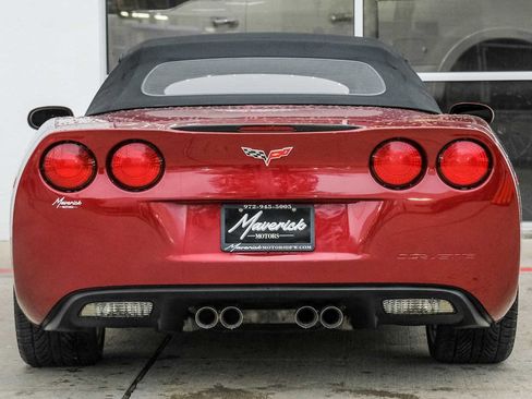Used 2007 Chevrolet Corvette w/ Preferred Equipment Group image 9