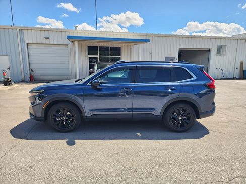 Used 2023 Honda CR-V Sport Touring image 8