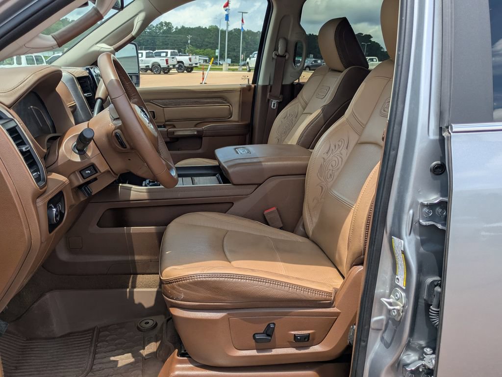 Used 2024 RAM 2500 Limited AWD/4WD image 9