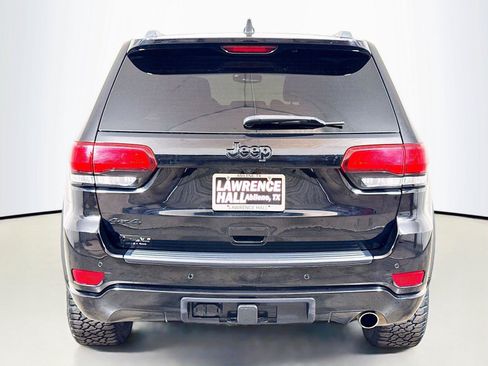 Used 2020 Jeep Grand Cherokee Altitude AWD/4WD image 5