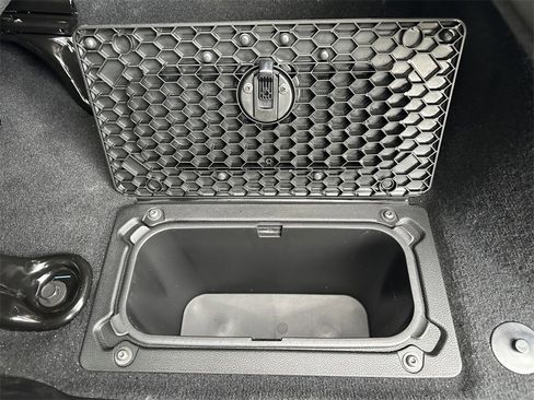 New 2024 RAM 2500 Big Horn w/ Sport Appearance Package image 17