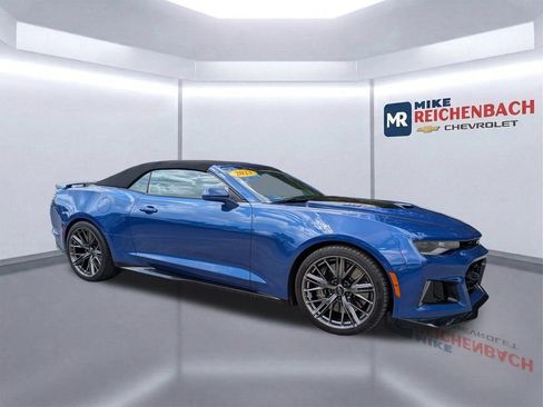 Used 2023 Chevrolet Camaro ZL1 RWD image 2