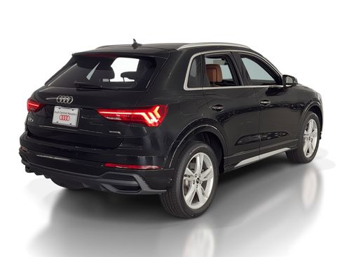 Used 2024 Audi Q3 2.0T Premium Plus w/ Premium Plus Package image 9