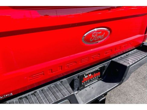 Used 2021 Ford F350 Lariat w/ Lariat Ultimate Package AWD/4WD image 9