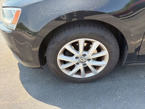 Used 2014 Volkswagen Jetta SE FWD image 3