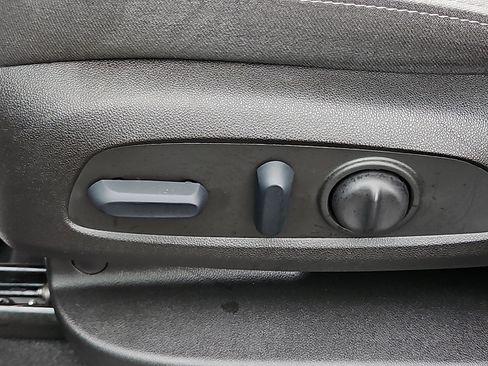 Certified 2022 Chevrolet Equinox LT image 25