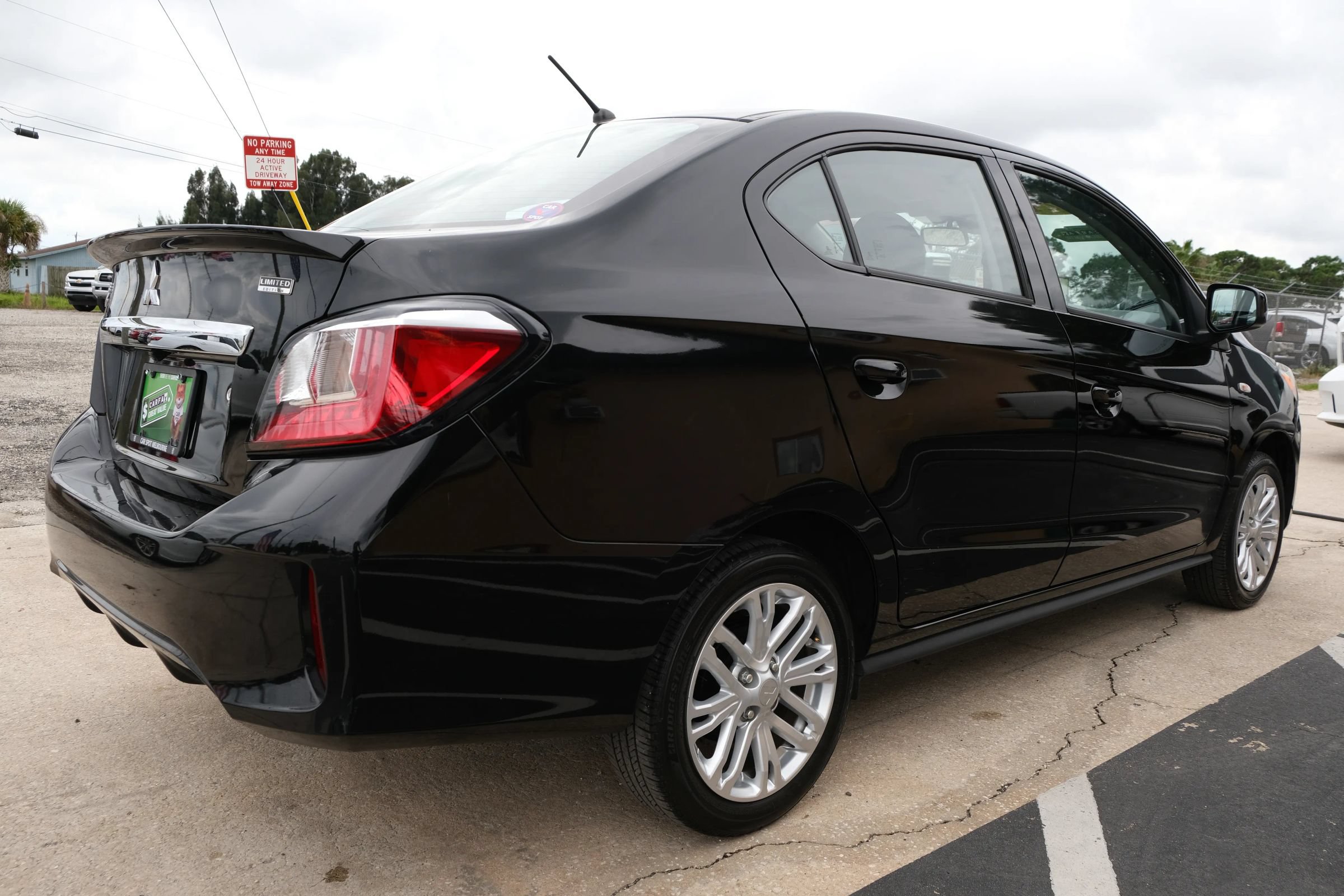 Used 2024 Mitsubishi Mirage G4 LE FWD image 5
