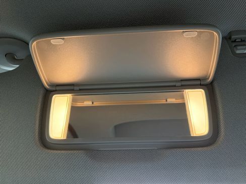 Used 2021 Cadillac XT4 Premium Luxury image 55