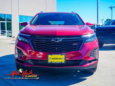 Used 2022 Chevrolet Equinox RS w/ RS Leather Package image 3