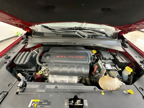 Used 2018 Jeep Compass Latitude w/ Popular Equipment Group AWD/4WD image 33