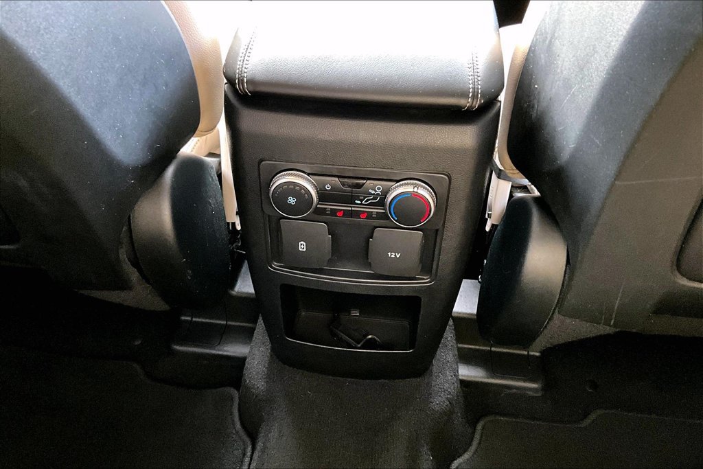 Used 2020 Ford Explorer XLT w/ Equipment Group 202A AWD/4WD image 35