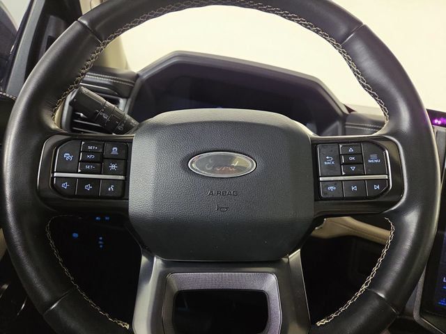 Used 2024 Ford Expedition Platinum AWD/4WD image 23