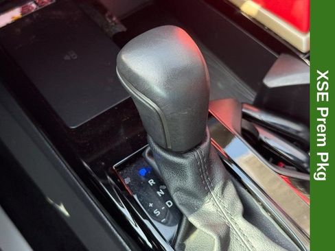 Used 2025 Toyota Camry XSE FWD image 28