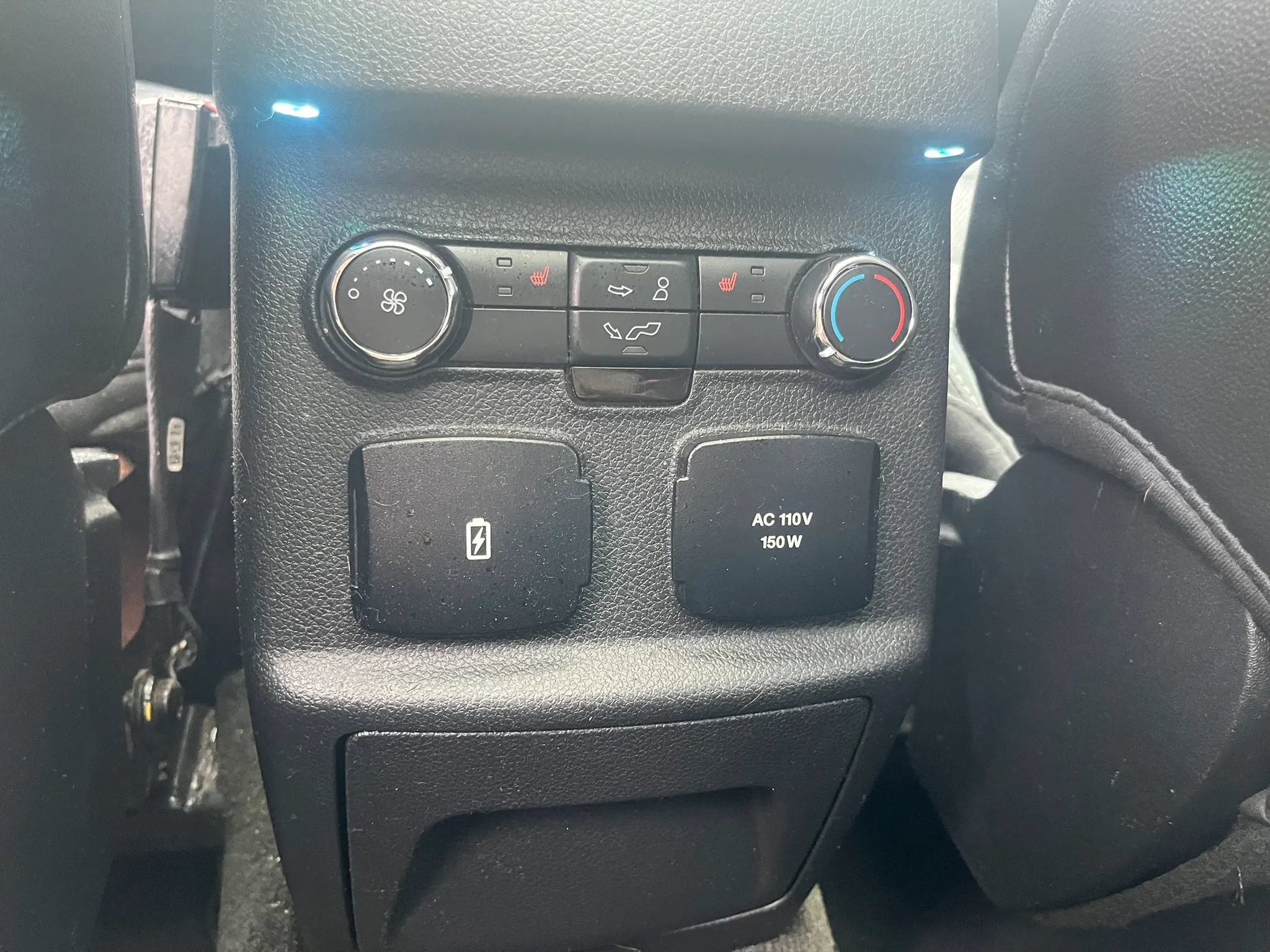 Used 2018 Ford Explorer Limited w/ Equipment Group 301A AWD/4WD image 32
